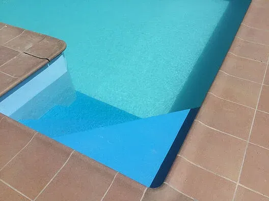 csm_Swimming_pool_RENOLIT_ALKORPLAN2000_Adriatic_Blue__11__dd65133cb8.webp