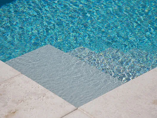 csm_Swimming_pool_RENOLIT_ALKORPLAN2000_Light_Grey__7__e6625eb110.webp