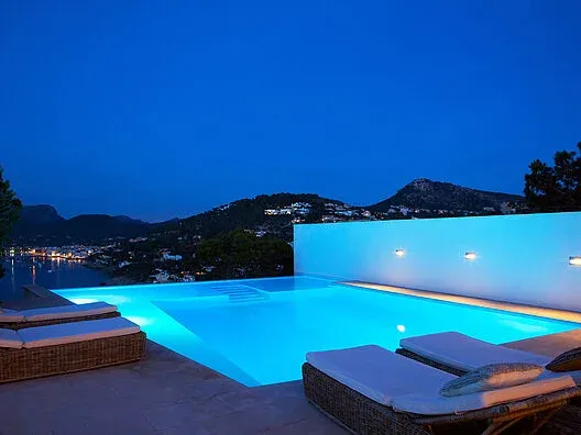 csm_Swimming_pool_RENOLIT_ALKORPLAN2000_Adriatic_Blue__10__29e4bf8bfe.webp