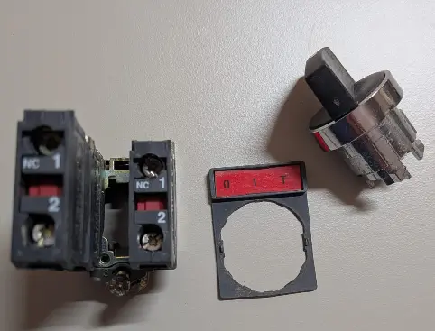 Bouton 3 positions de pompe à chaleur de piscine CLIMEXEL triphasée